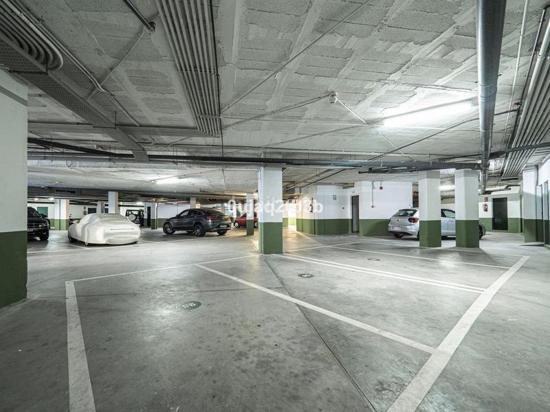 Foto 373ef2e2-bb97-4bae-83b5-36a82fab0814. Apartament amb piscina a Puerto Banús Marbella