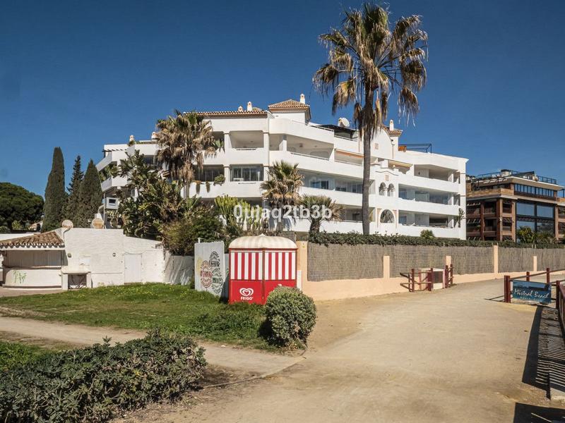 Foto 968121eb-7df7-4ca4-8ad9-fd402ca61cf2. Apartament amb piscina a Puerto Banús Marbella