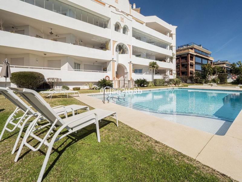 Foto 16484898-bc2a-431e-8c0b-8e6f64953a0d. Appartement avec piscine dans Puerto Banús Marbella
