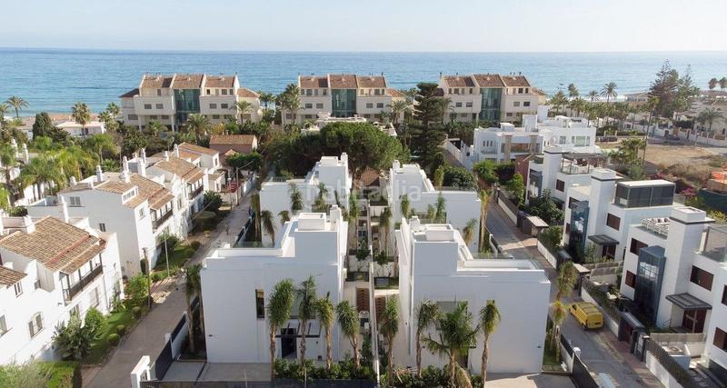 Foto 457faacd-9c67-48e8-a1b3-d65277622cd2. Chalet en Divina Pastora Marbella
