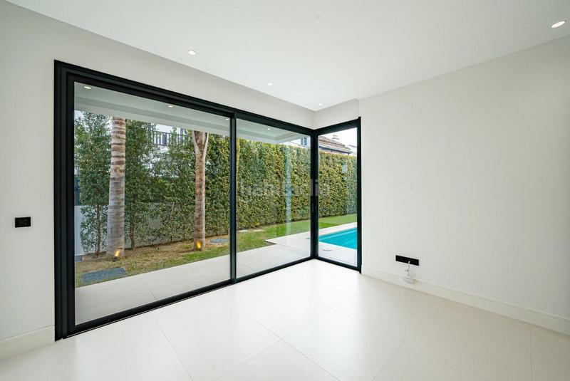 Foto a7ea8a5e-6ee1-46c2-a58d-8c36e9a580b3. Chalet en Divina Pastora Marbella