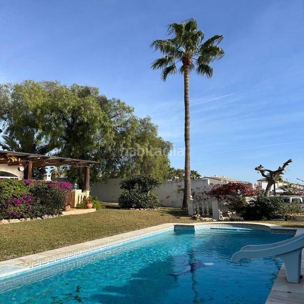 Foto 18c7db84-3b9c-406e-8a39-64897f2ef027. Chalet en Calahonda Mijas