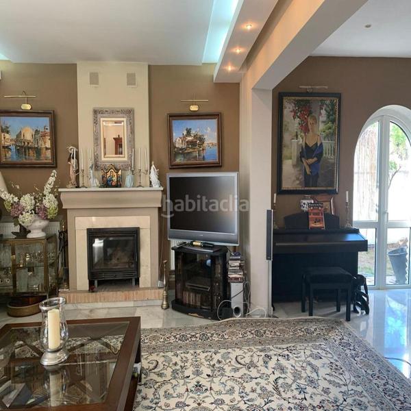 Foto 539a58fc-7c96-4acb-b67d-542041796d18. Chalet en Calahonda Mijas