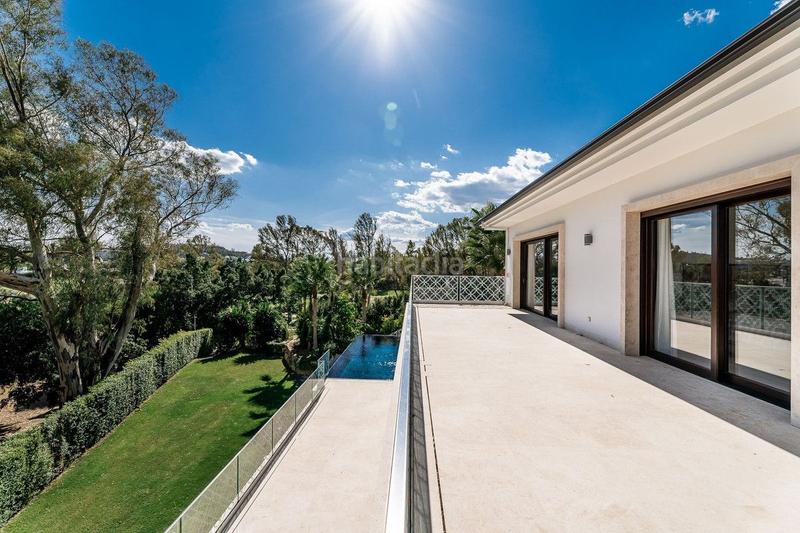 Foto 22a265ca-cc35-4d96-abe9-ef4ce3ed3595. Chalet mit heizung pool in Los Naranjos Marbella