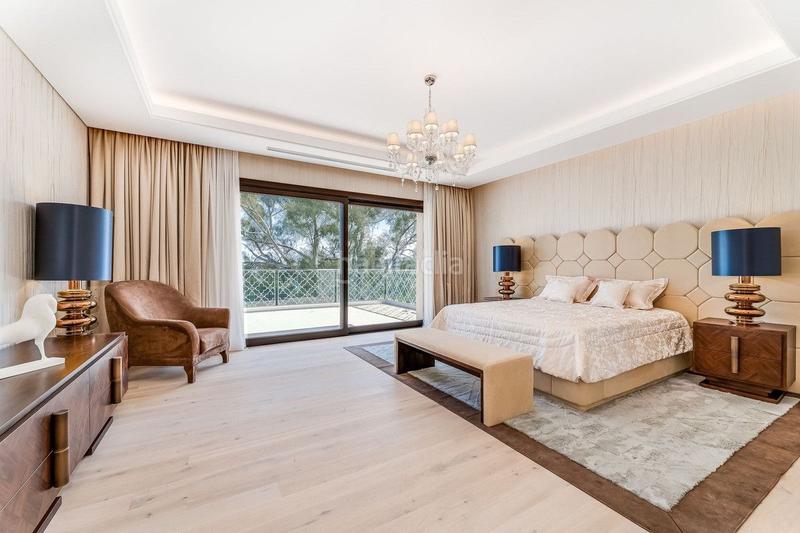 Foto 69c581a3-f9de-4e7c-ac6a-7fe6b5c89da8. Chalet mit heizung pool in Los Naranjos Marbella