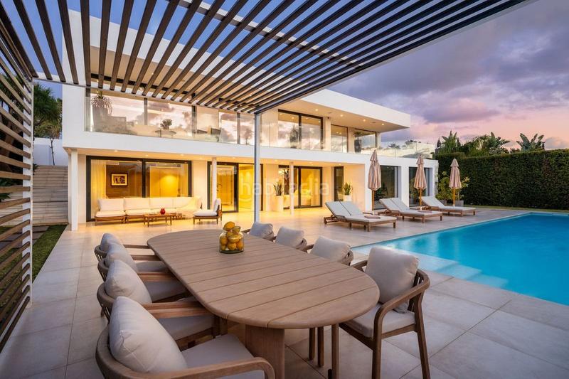 Foto 370c2a3d-0fa1-4a7b-a578-1f7870159503. Chalet mit pool in Los Naranjos Marbella