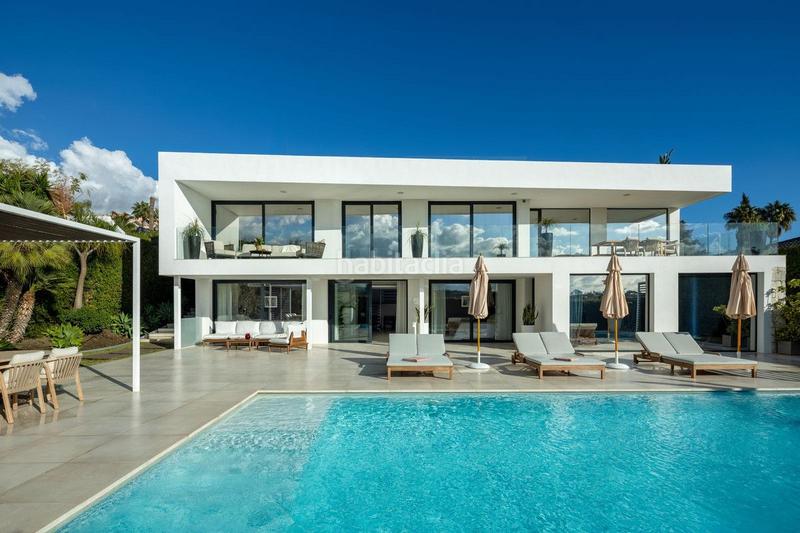 Foto 1a4d1f53-6e30-4c68-b27f-6d2169abd1ec. Chalet en Los Naranjos Marbella