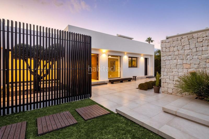 Foto a75aef18-baa2-43c6-9a2a-2b4620c91a5d. Chalet en Los Naranjos Marbella