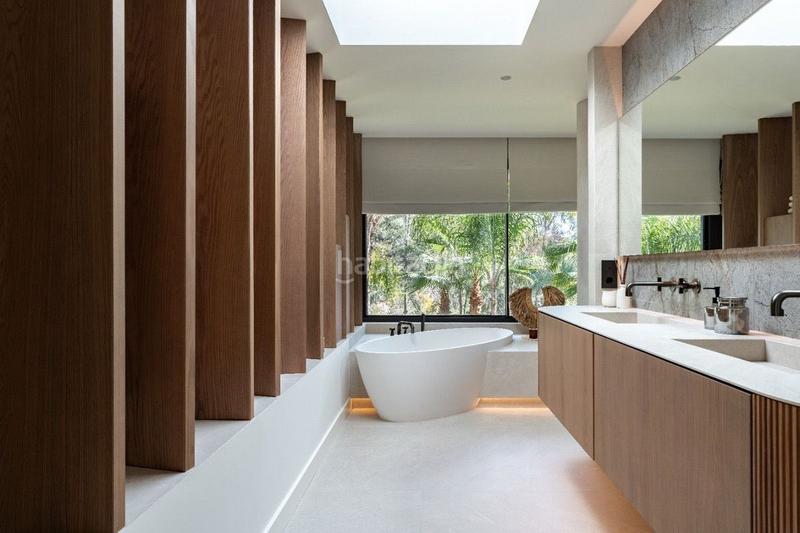 Foto b2a79e98-3672-4063-ac6e-25ce3cbda6c8. Chalet con riscaldamento piscina in Hacienda Las Chapas Marbella