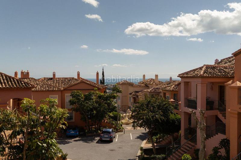 Foto cb3a0cb4-f6e8-49bb-8ee3-9a04cf2727b1. Zweistöckige wohnung mit heizung pool in La Quinta Benahavís