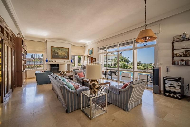 Foto 490011ae-f653-4dd1-955c-e64327413464. Chalet en Divina Pastora Marbella