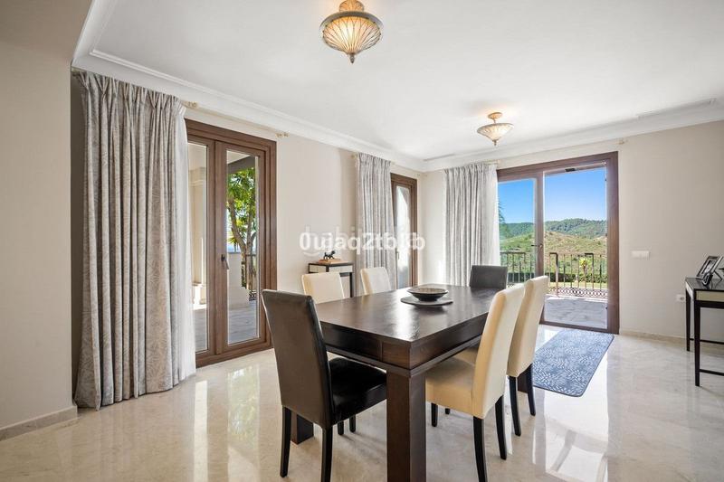 Foto afddcf32-c702-4fc9-b581-91182139a715. Chalet en Montemayor - Marbella Club Benahavís