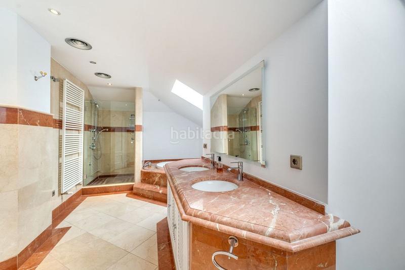 Foto f6d8cc39-f37c-44d7-85f5-1b9ce0793e6f. Chalet en Divina Pastora Marbella