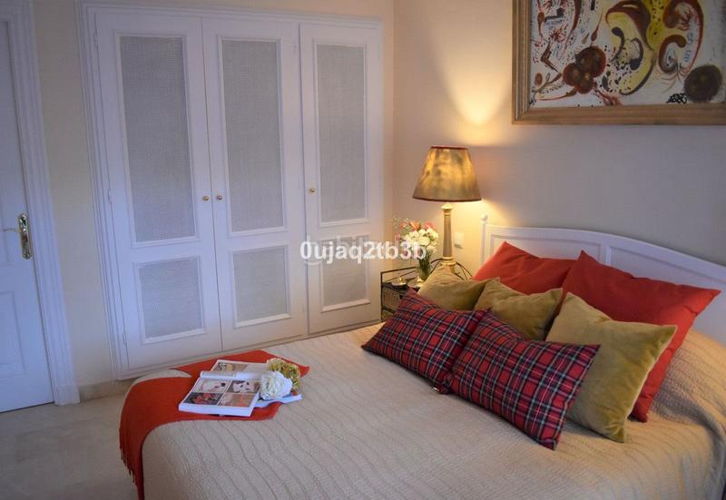 Foto bb1390f3-5c65-4aa0-9195-d20045bdee3d. House with pool in Aloha Marbella