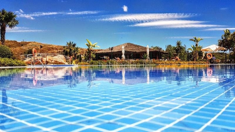 Foto cd51e781-d6bb-45a3-befe-d7d73463c844. Chalet en Los Flamingos Benahavís