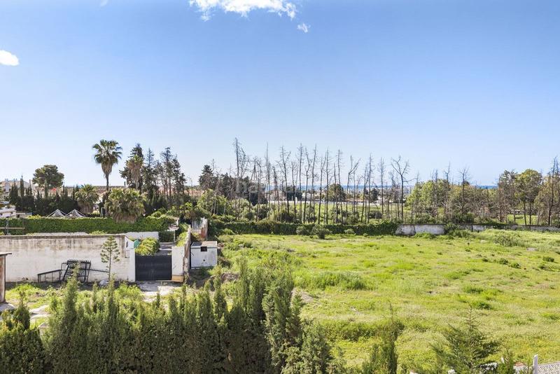 Foto 0954c9fe-3b39-45af-b7bc-e98e852daf0c. Casa a schiera con riscaldamento piscina in Los Monteros Marbella