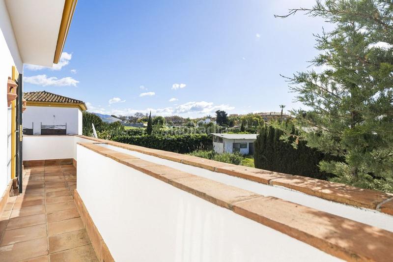 Foto 740fb3b2-43a6-4c23-a666-13aca4826d32. Semi detached house with heating pool in Los Monteros Marbella