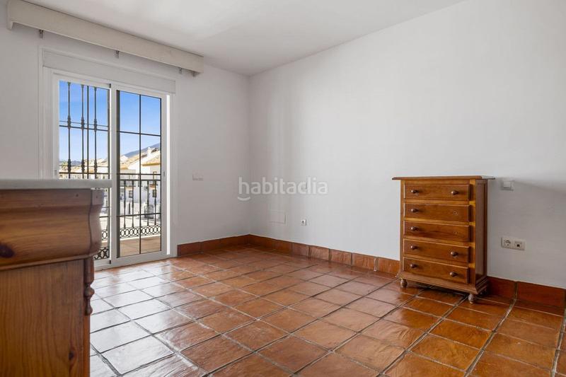 Foto f6a7aaa8-9fa6-4c09-b559-3b895f9b044a. Semi detached house with heating pool in Los Monteros Marbella