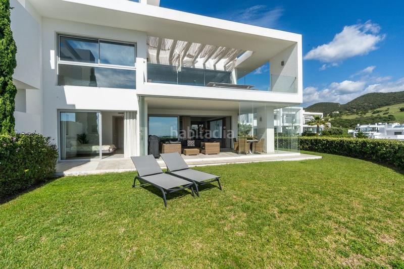 Foto 58e1ec8e-2d06-453f-be9a-6d8d6a1e7be6. Apartament amb calefacció piscina a Casares pueblo Casares