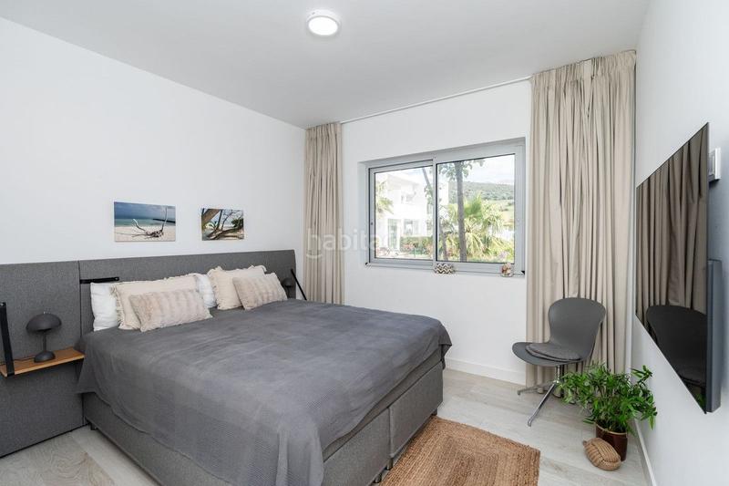 Foto ca34381b-cff5-47c5-afc5-a271efba0188. Apartment with heating pool in Casares pueblo Casares