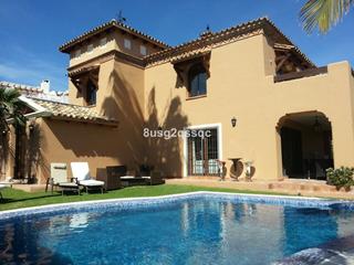 Chalet en Corralejos-Campo de las Naciones