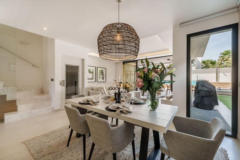 Foto 13e7b2fd-820f-4e74-8c64-764e1540af34. Reihenhaus mit heizung pool in La Luz - El Torcal Málaga