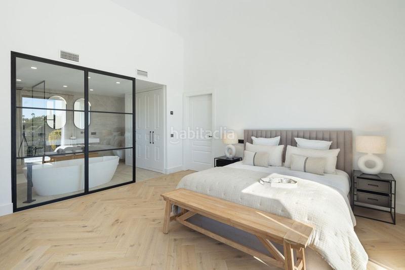 Foto 06d513b2-8000-4370-917a-17d5d9cc9966. Chalet with heating pool in La Quinta Benahavís