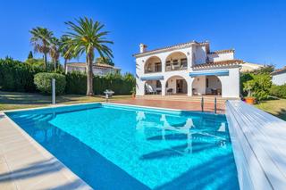 Chalet en Villanueva de Algaidas