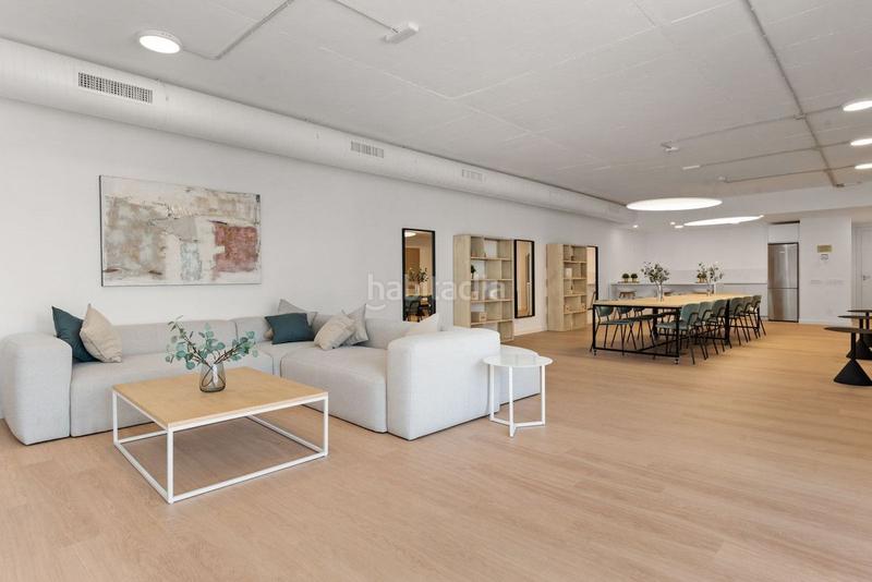 Foto e975f034-7803-4096-9af3-a31088272586. Apartment with heating pool in Centro Histórico Málaga