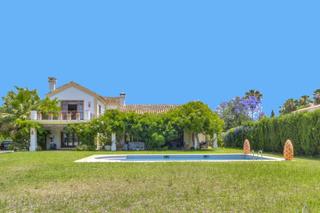 Chalet in El Rosario - Ricmar