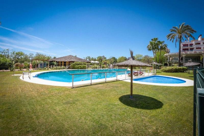 Foto 6ecf5a3e-8f6f-43d6-bed1-ce7d103821c5. Attique avec chauffage piscine dans Los Flamingos Benahavís