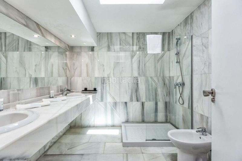 Foto 5663dd4e-d412-4dd3-83c6-be3df99309fa. Dachwohnung mit heizung pool in Los Flamingos Benahavís