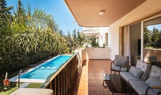 Apartament a Nueva Andalucía centro