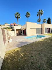 Chalet in Los Flamingos