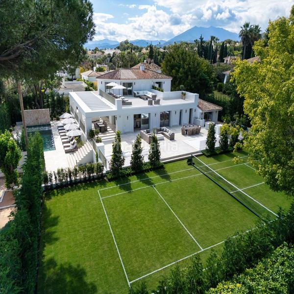 Foto a2f30a74-259c-406e-adad-e647ef67371e. Chalet en Divina Pastora Marbella