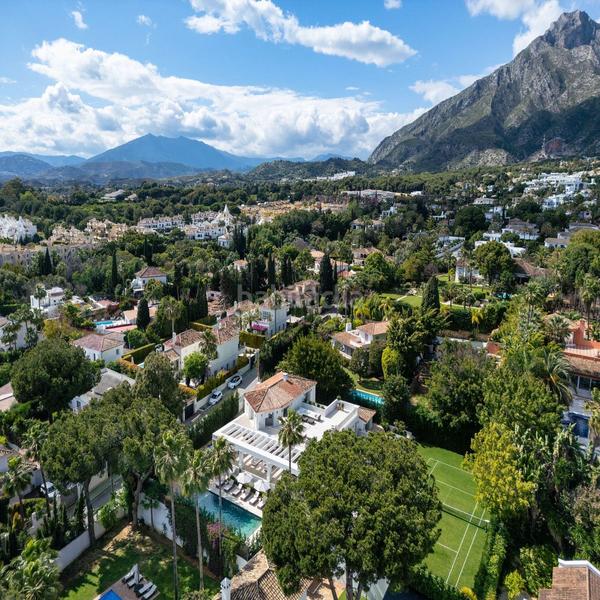 Foto ff952136-059b-466a-905e-f98c1889282f. Chalet en Divina Pastora Marbella