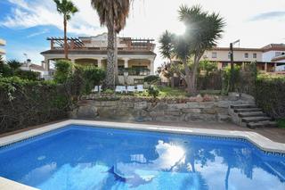 Semi detached house in Divina Pastora
