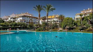 Apartament a Nueva Andalucía centro