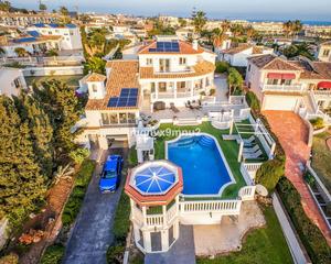 Chalet in El Faro de Calaburra - Chaparral