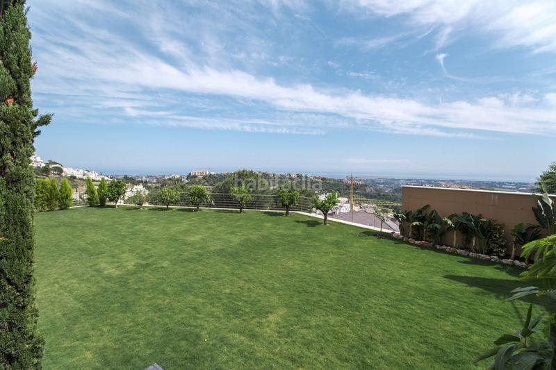 Foto bc000c0a-fb04-419c-b77d-9a34991eb85c. Chalet mit pool in Guadalmina Baja Marbella