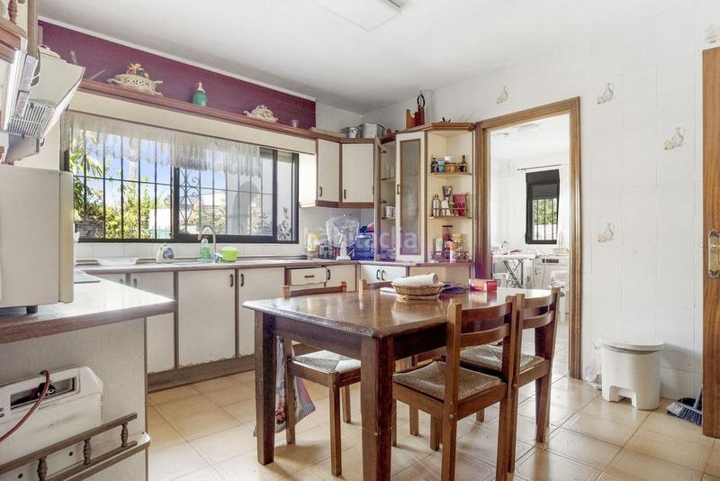 Foto ecaa56a0-e683-4093-931b-310a7d17e4cd. Chalet en Centro Estepona