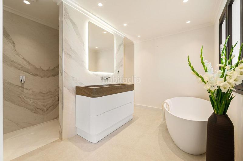 Foto b73644d1-53bc-4fdb-83ed-40bf2246c522. Casa en Divina Pastora Marbella