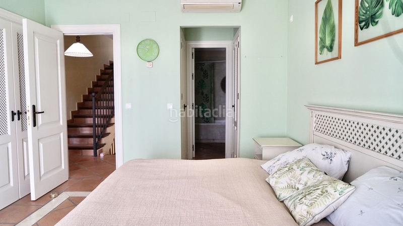 Foto d834e191-6a9d-4be2-8e4e-e4ce8727b012. Haus mit heizung pool in Sotogrande alto Sotogrande