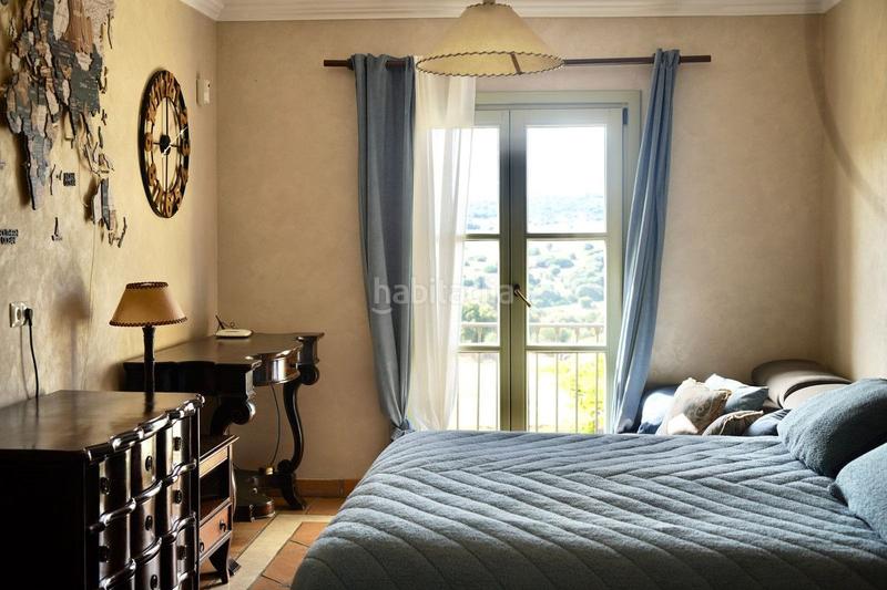 Foto 7942641b-009a-457c-974f-eafe18303213. House with heating pool in Sotogrande alto Sotogrande