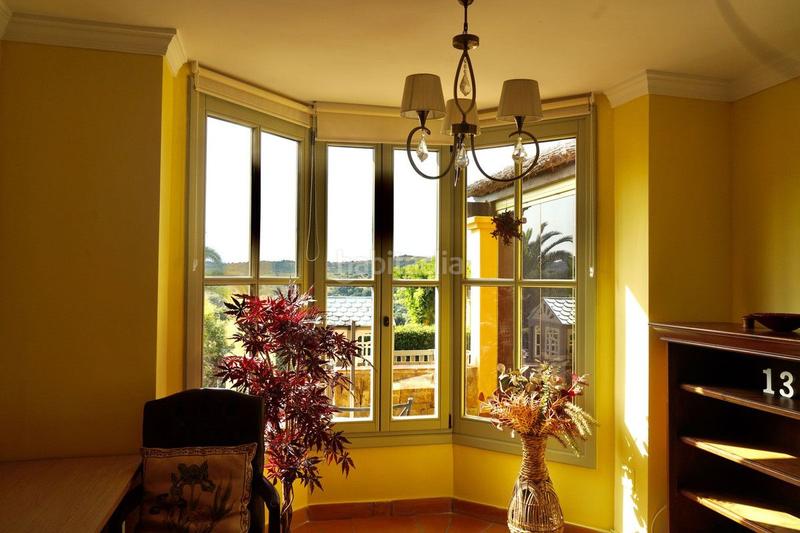 Foto f013a2f6-e9bc-48fb-9363-578bfc38589b. Miete haus mit heizung pool in Sotogrande alto Sotogrande