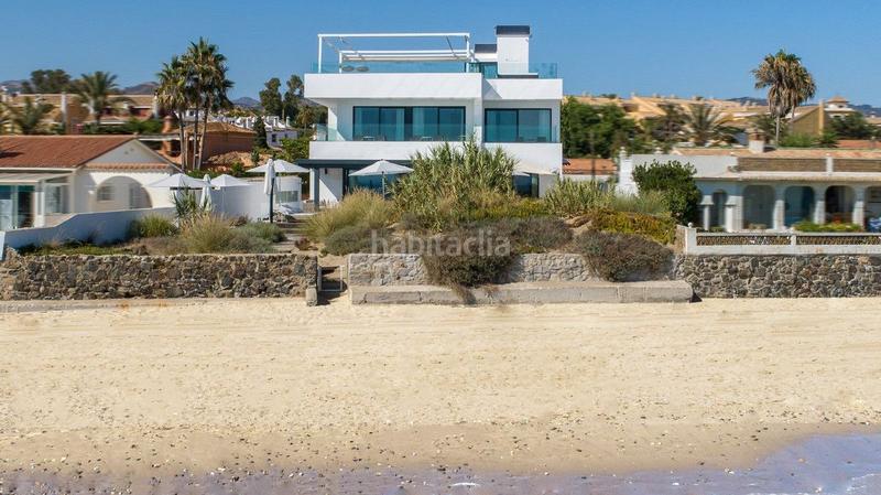 Foto 661b40b0-fe30-420b-9907-fc664d911868. Chalet con piscina in Costabella Marbella