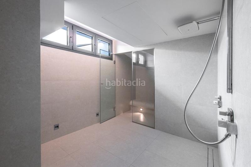 Foto 720db3b5-6596-4d93-9be2-414126a5752d. Chalet con piscina in Costabella Marbella