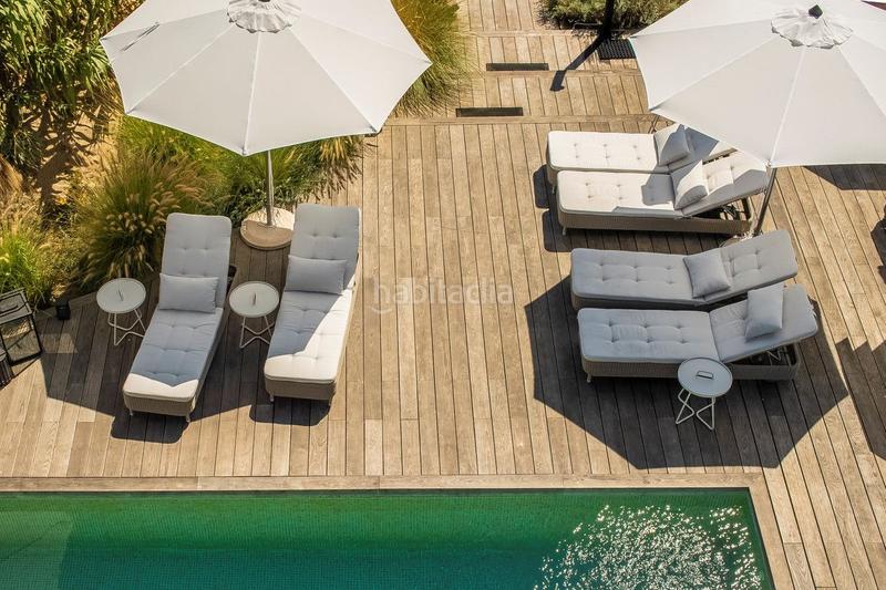 Foto bf4cbc3e-e848-4e68-85f4-35e40b10d256. Chalet con piscina in Costabella Marbella