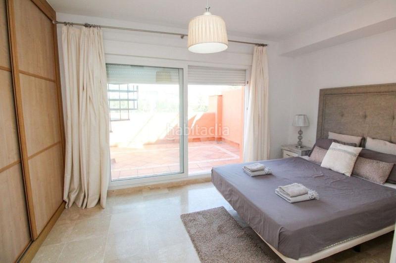 Foto edfedc54-6f25-4dac-a7a1-96d9a9501149. Casa en Cabopino - Artola Marbella