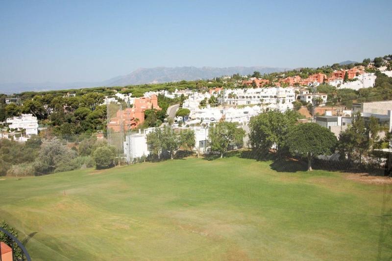 Foto 97f95952-2a0c-4073-98ef-bd477201b6be. Haus mit pool in Cabopino - Artola Marbella